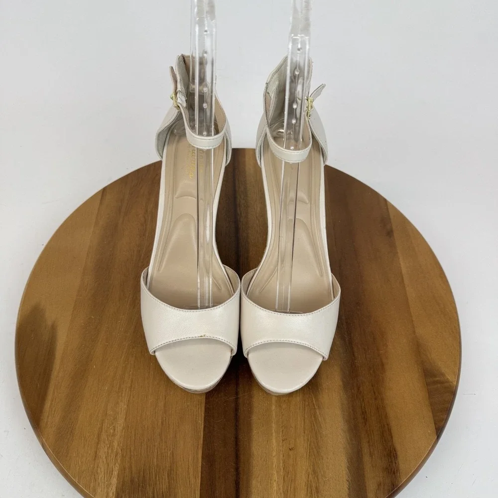 New Womens Charles By Charles David Lois Ivory Faux‎ Leather Sandals Size 11 M